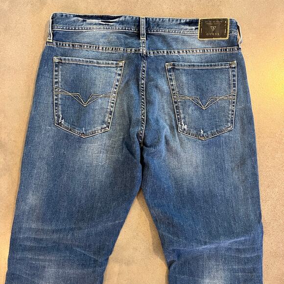 GUESS Jeans Regular Boot cut blue denim Mens 36 x 30 casual pants straight - Picture 6 of 7